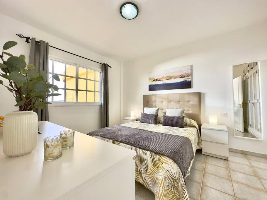 Penthouse With Ocean Views - Torviscas Apartment Costa Adeje  Exterior photo
