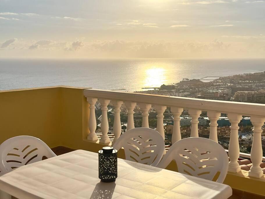 Penthouse With Ocean Views - Torviscas Apartment Costa Adeje  Exterior photo